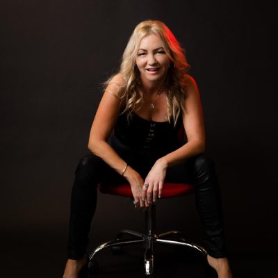 Eve Caillon_Promo_b